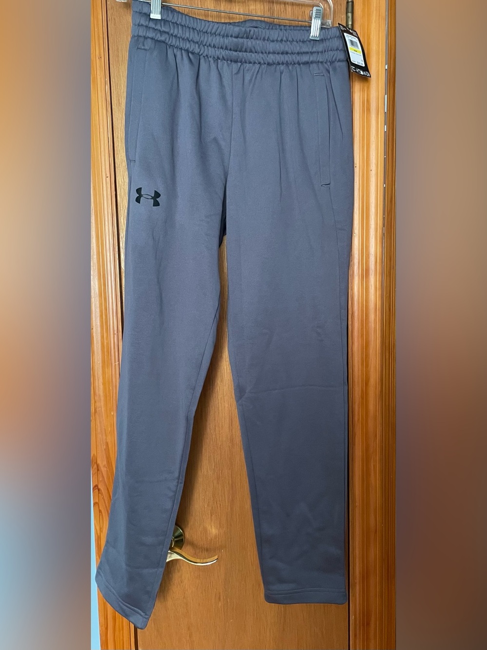 Under Armour men’s loose fit fleece pants